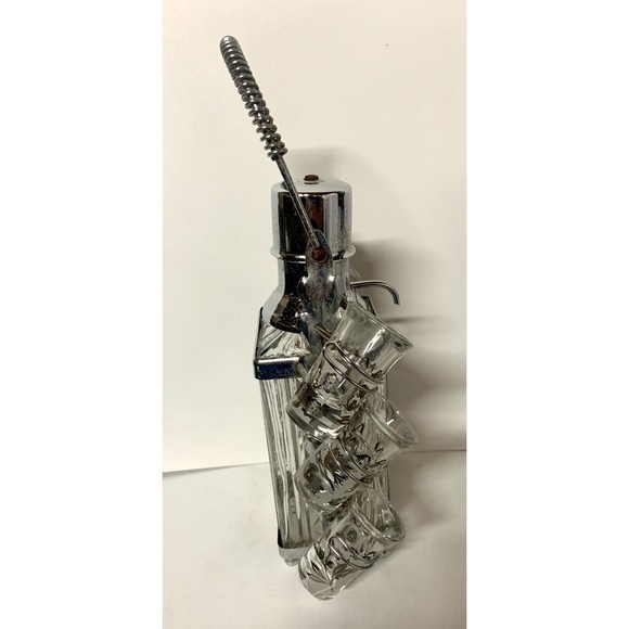 Vintage barware United Metal Goods 12” Glass Liquor Decanter Pump with Glasses - Picture 4 of 7